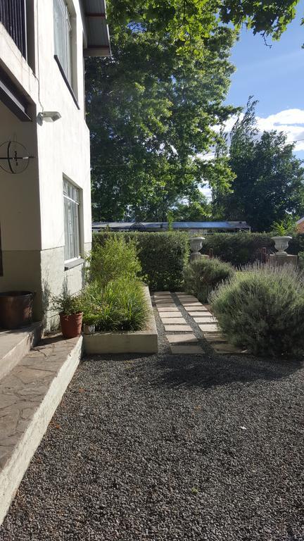 Olive Manor Guest House Newcastle Exterior foto